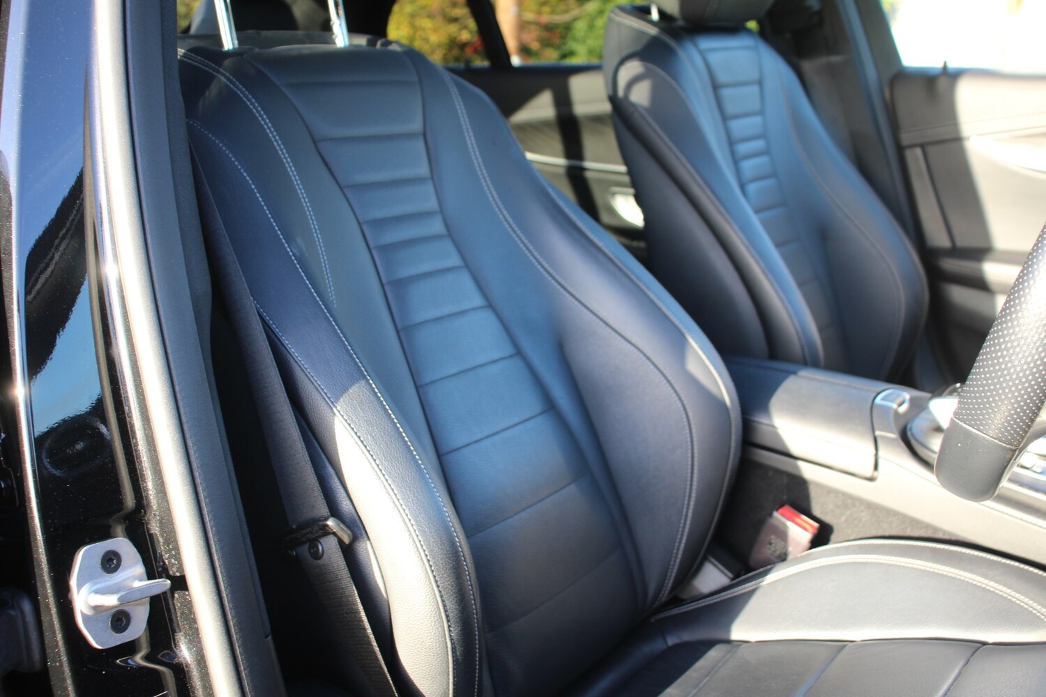 Used Mercedes-Benz E Class 2019 for sale - 76352699: Photo 29