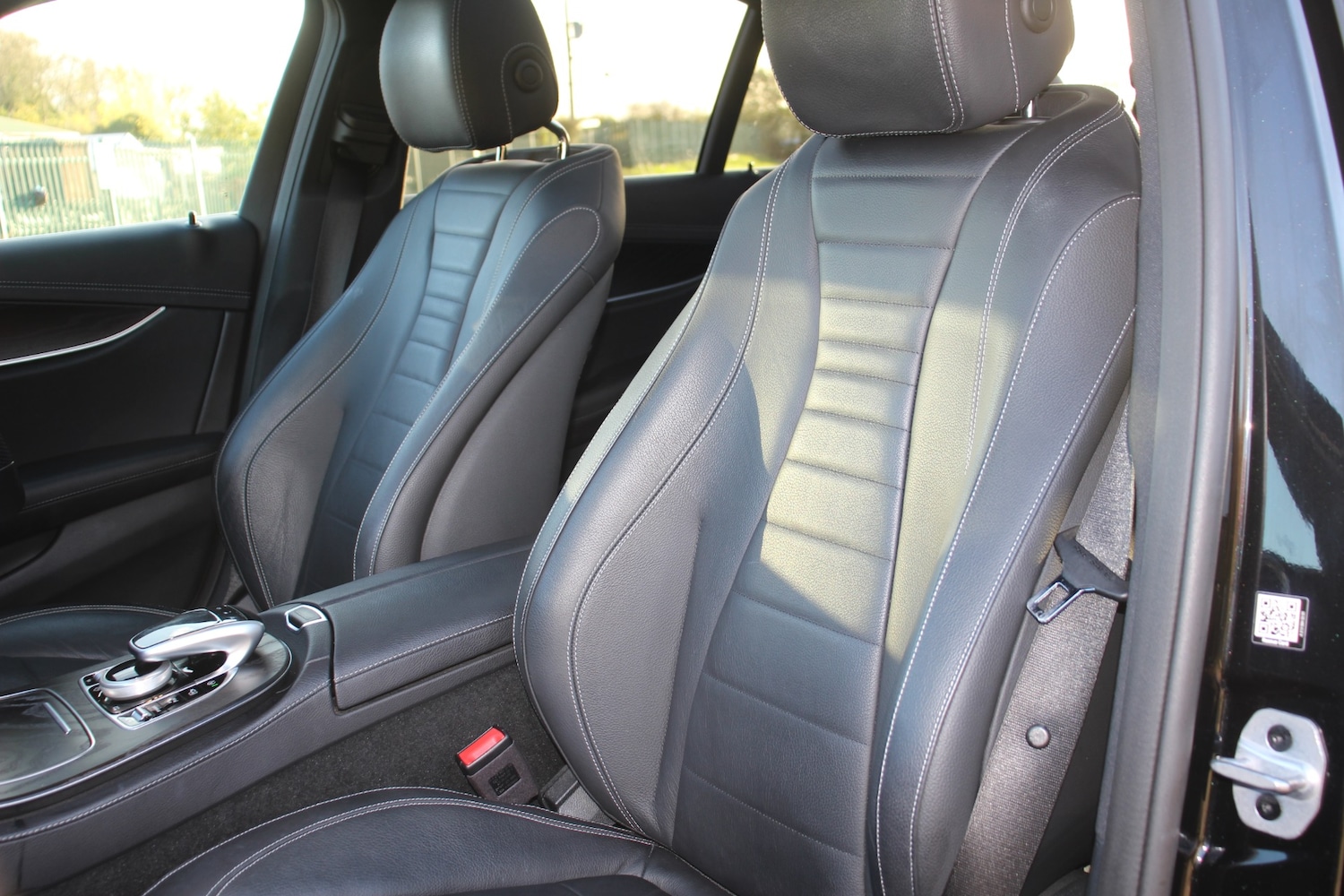 Used Mercedes-Benz E Class 2019 for sale - 76352699: Photo 32