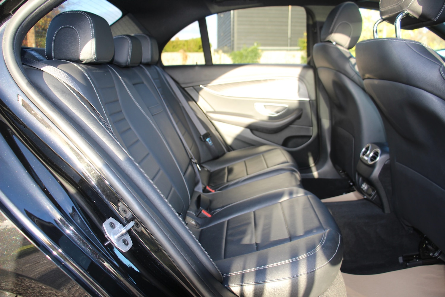 Used Mercedes-Benz E Class 2019 for sale - 76352699: Photo 33