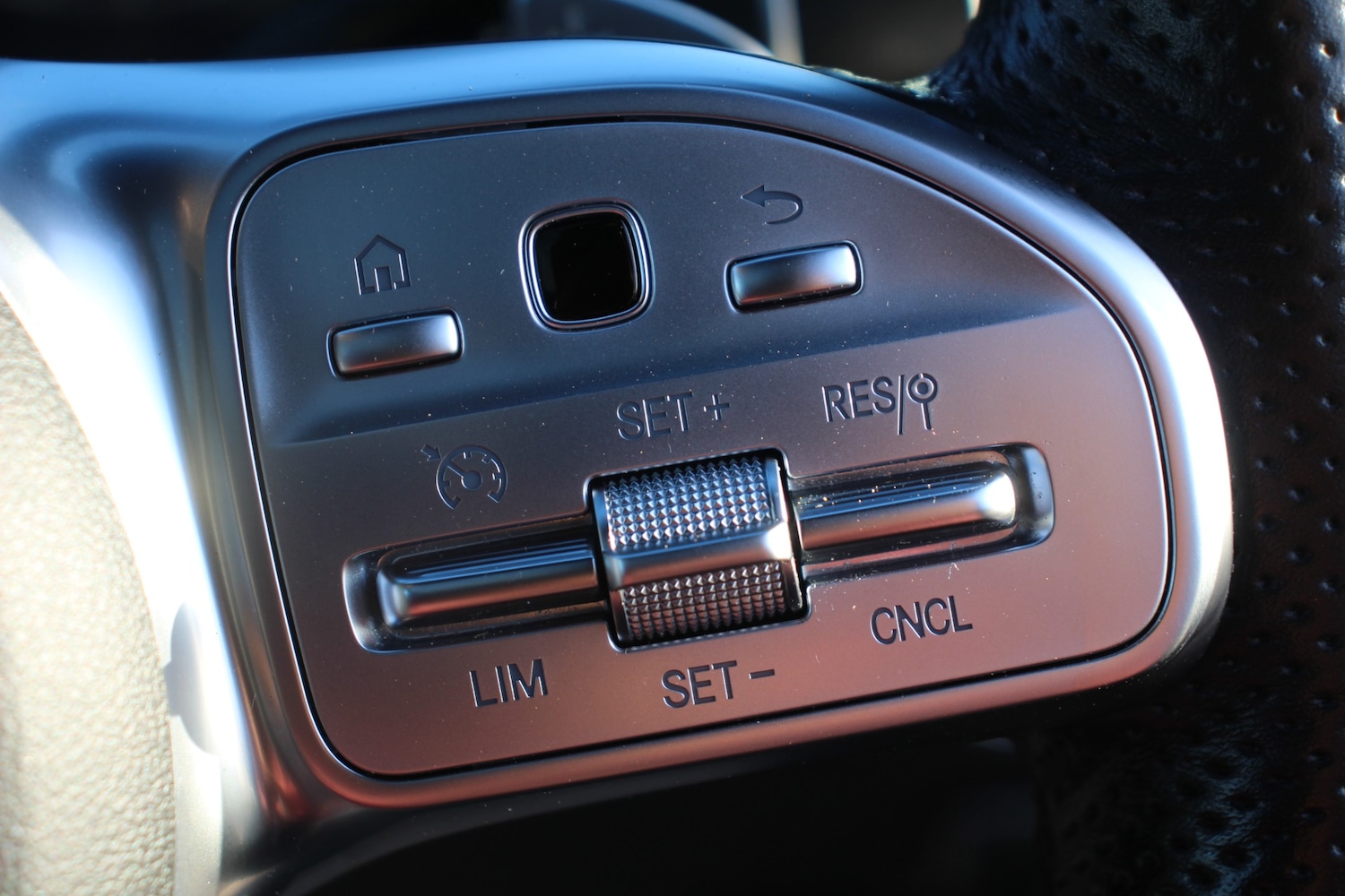 Used Mercedes-Benz E Class 2019 for sale - 76352699: Photo 39