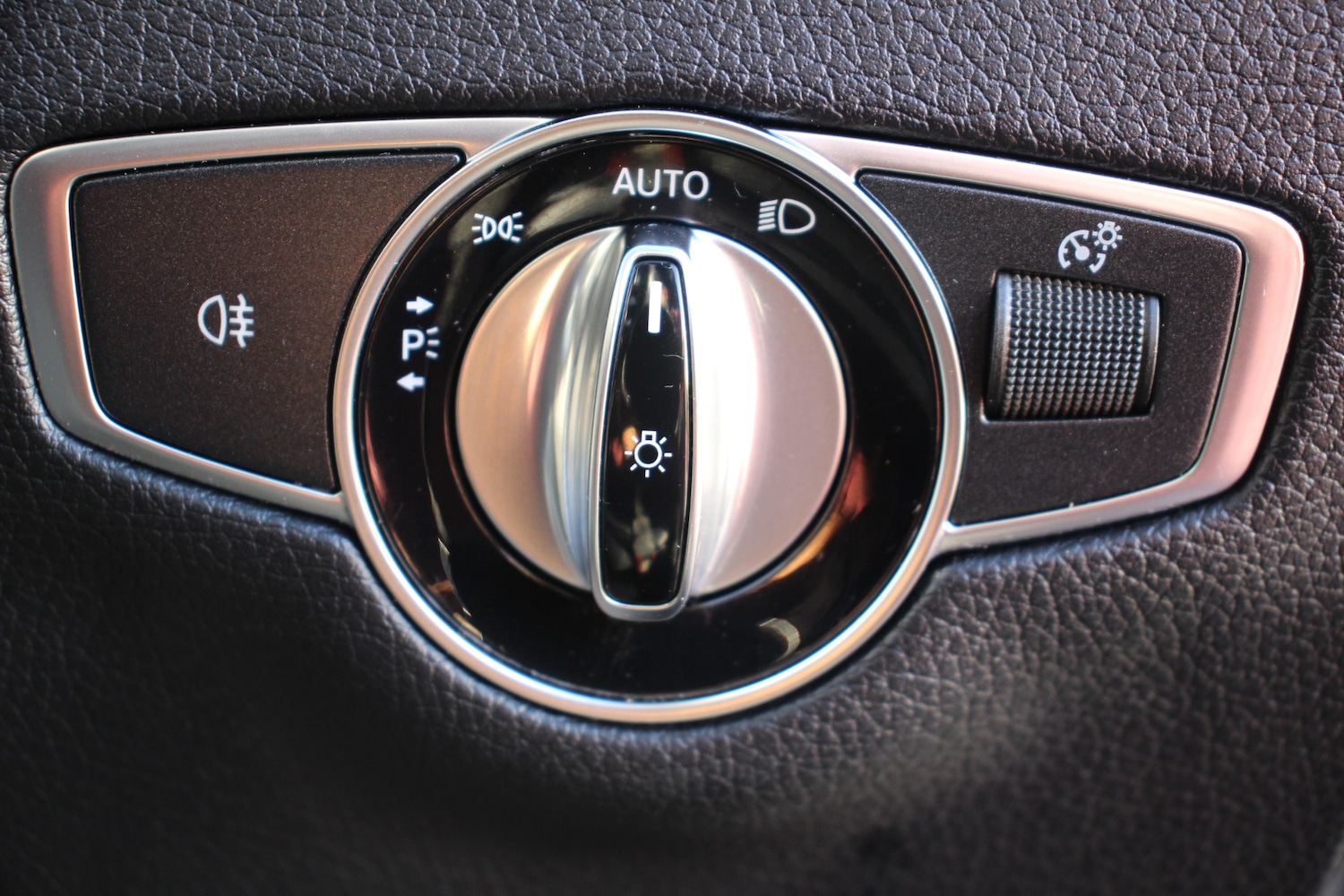 Used Mercedes-Benz E Class 2019 for sale - 76352699: Photo 48