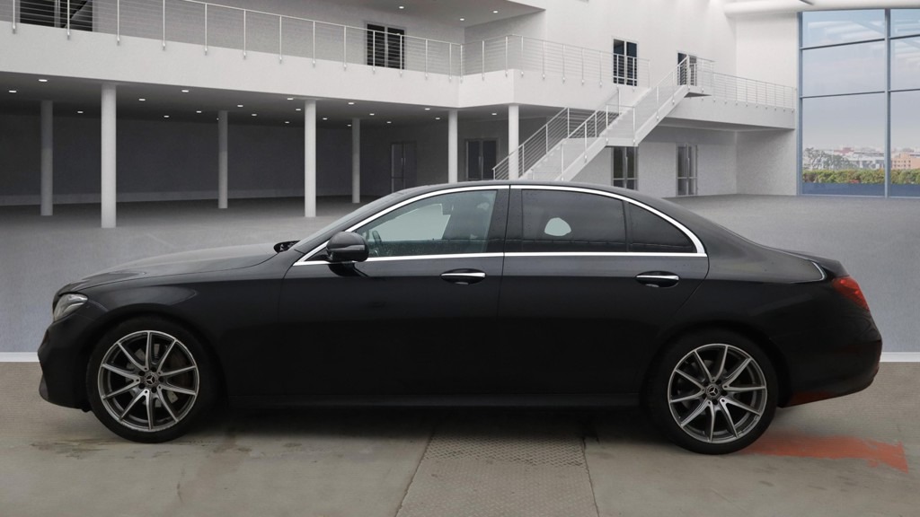 Used Mercedes-Benz E Class 2019 for sale - 76352699: Photo 9