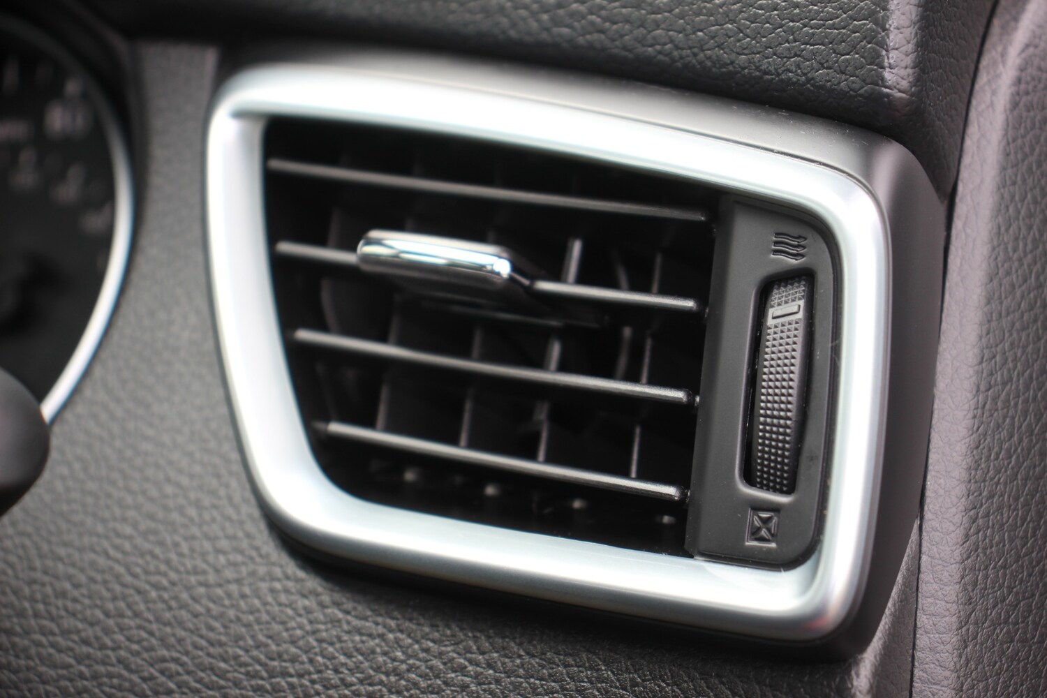 Used Nissan Qashqai 2018 for sale - 77541714: Photo 50