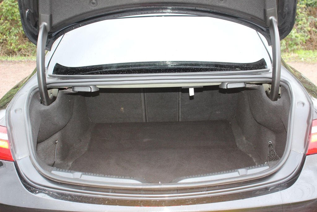 Used Mercedes-Benz E Class 2018 for sale - 78161954: Photo 17