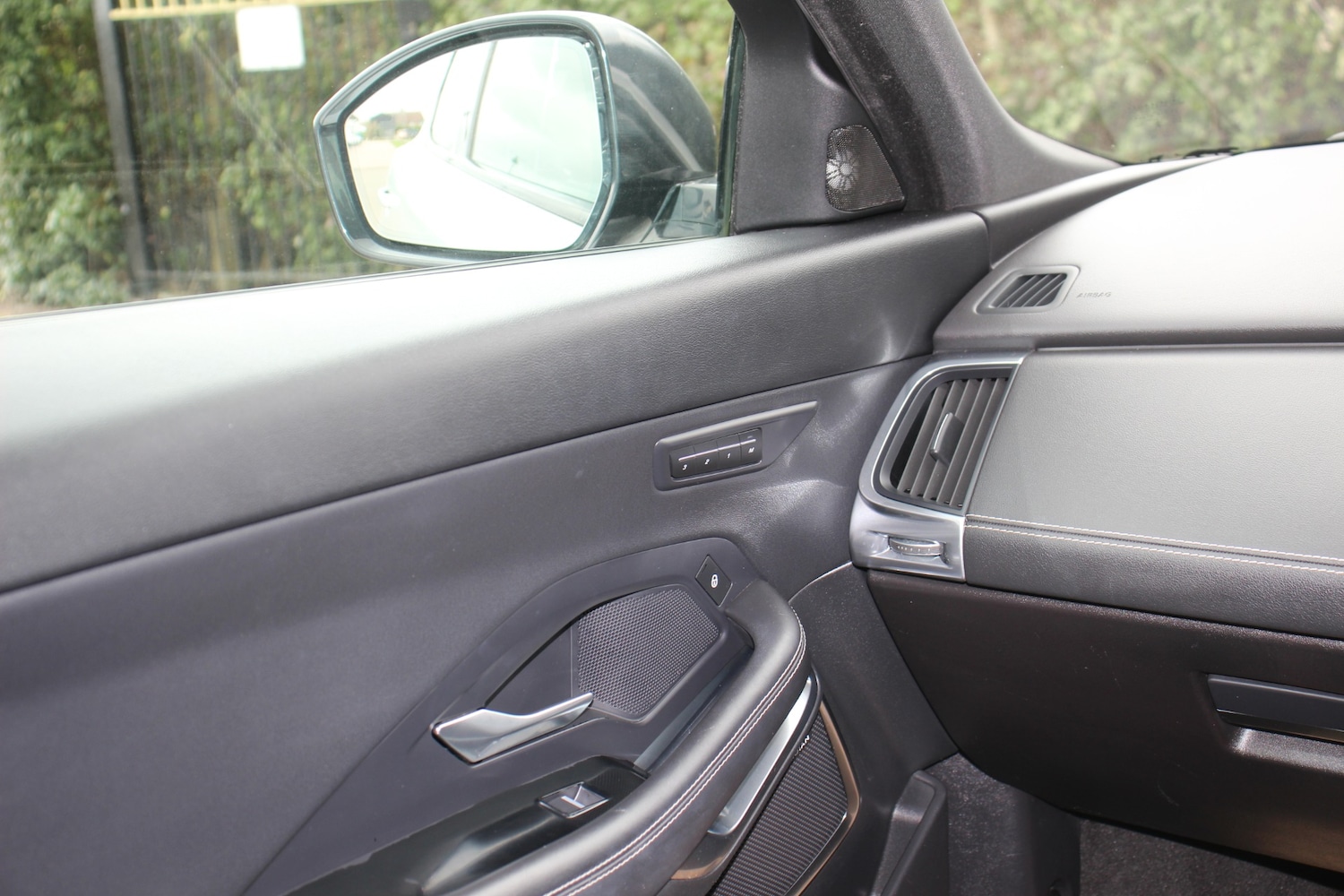 Used Jaguar E-Pace 2018 for sale - 77557202: Photo 52