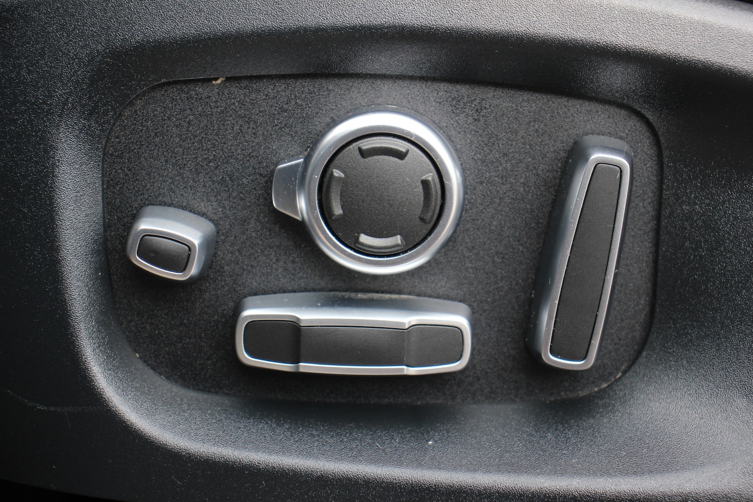 Used Jaguar E-Pace 2018 for sale - 77557202: Photo 61