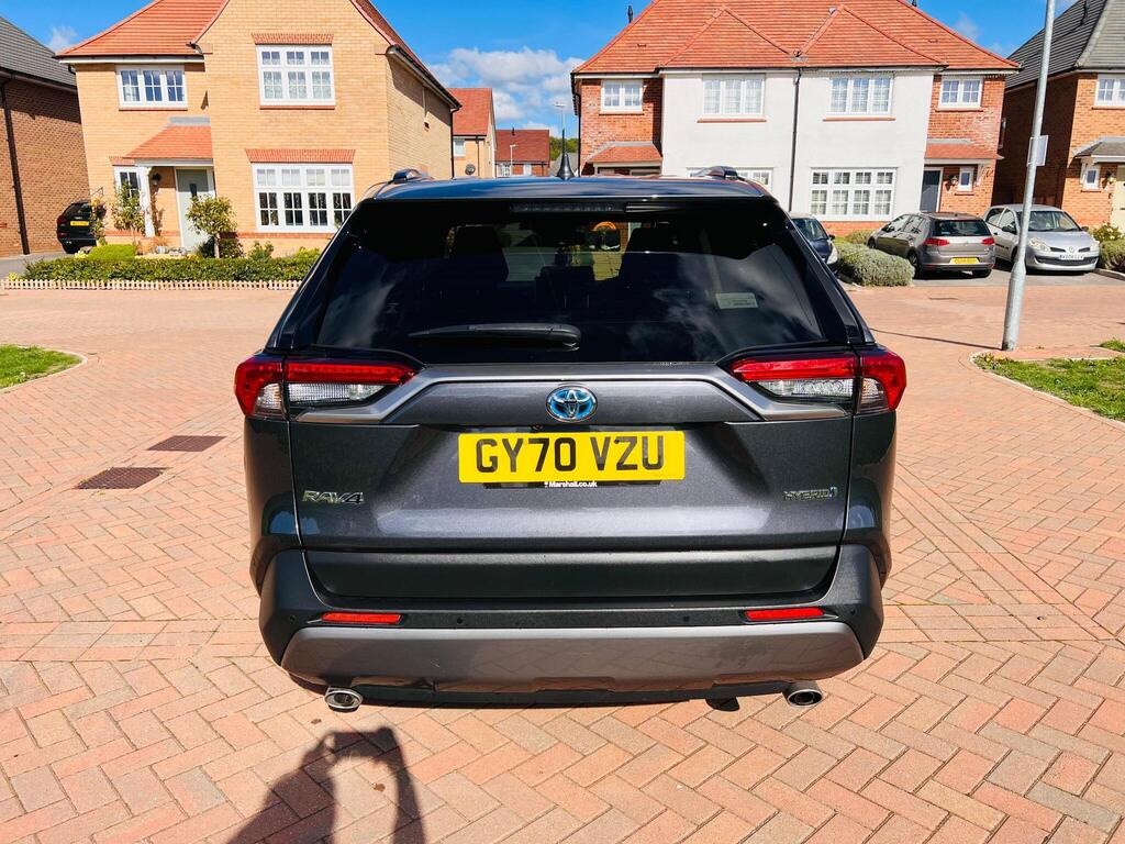 Used Toyota RAV4 2021 for sale - 76157386: Photo 10