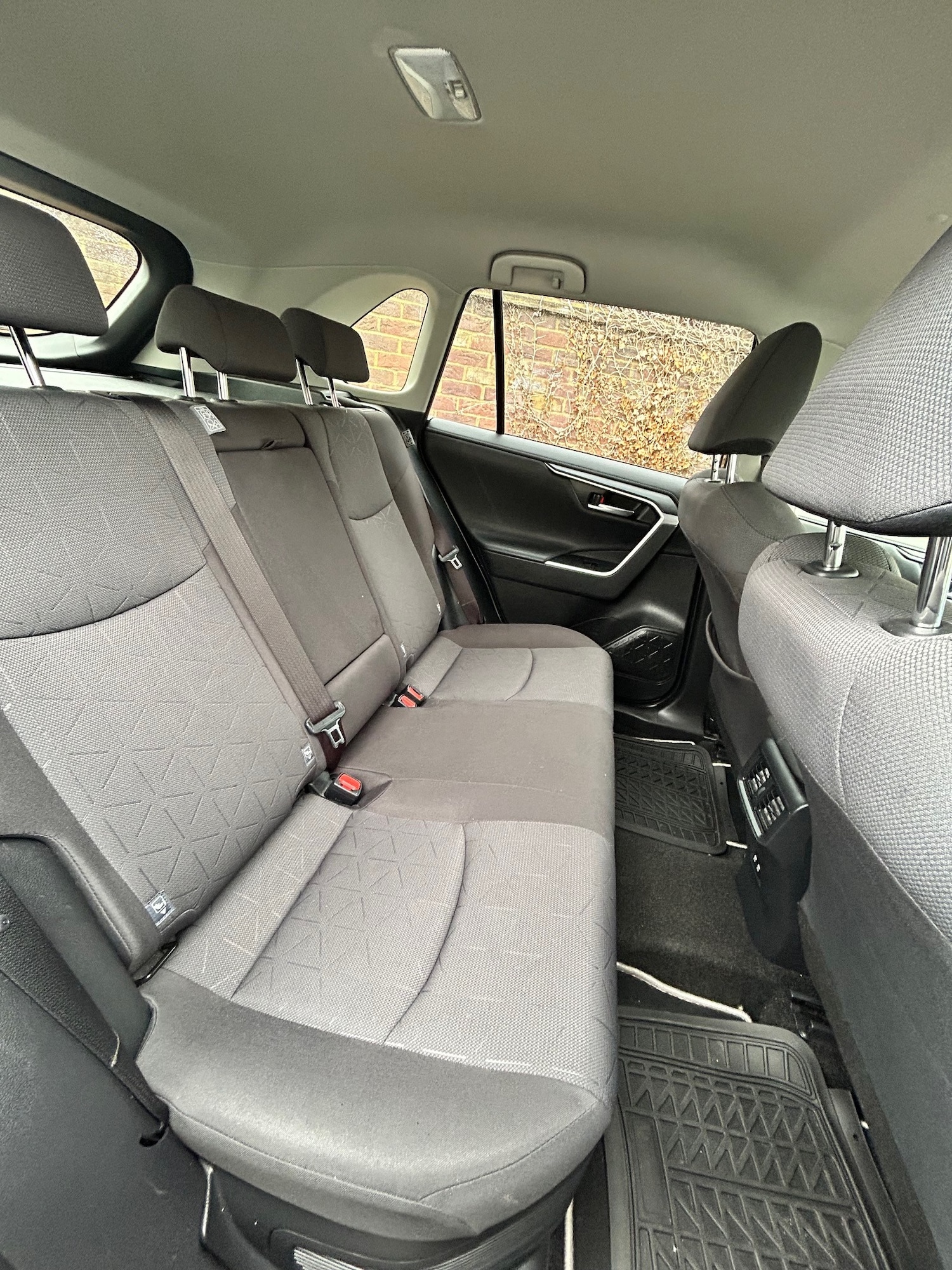 Used Toyota RAV4 2021 for sale - 76157386: Photo 19