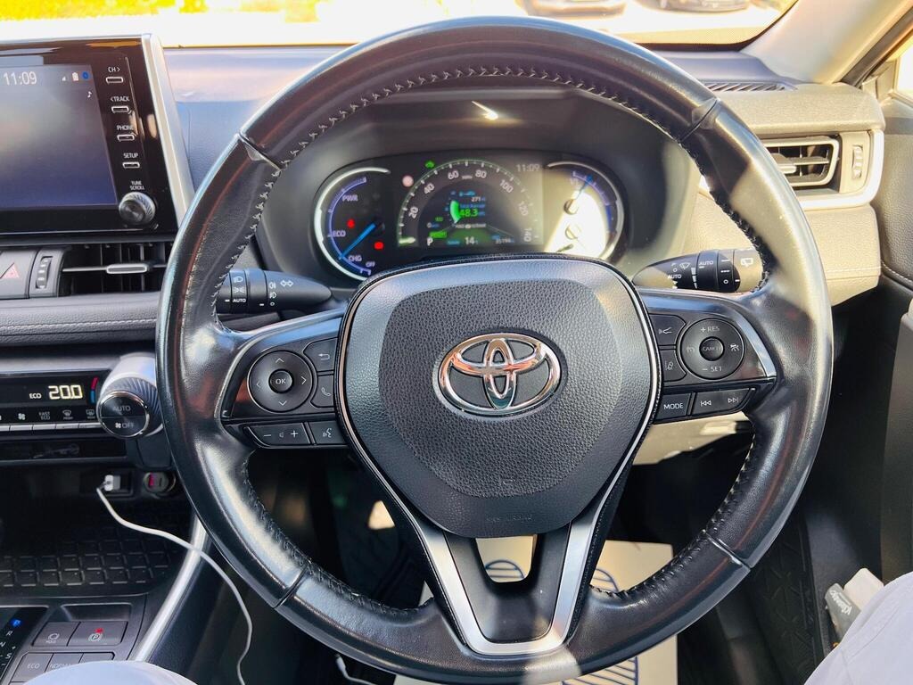 Used Toyota RAV4 2021 for sale - 76157386: Photo 23