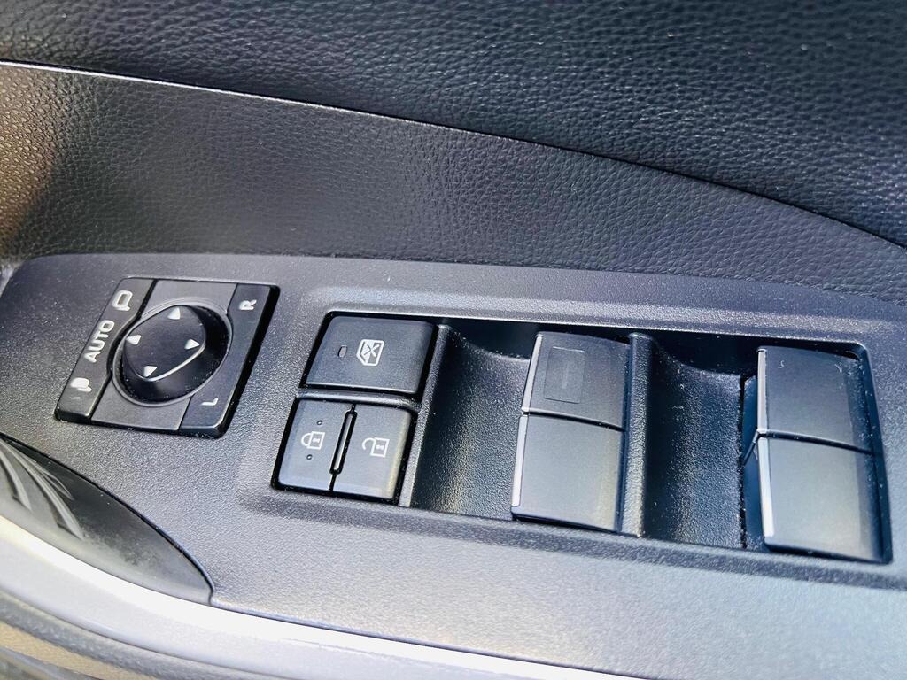 Used Toyota RAV4 2021 for sale - 76157386: Photo 28