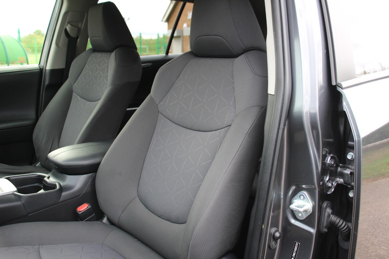 Used Toyota RAV4 2021 for sale - 76157386: Photo 38