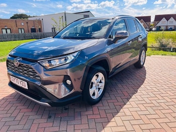 Used Toyota RAV4 2021 for sale - 76157386: Photo 4