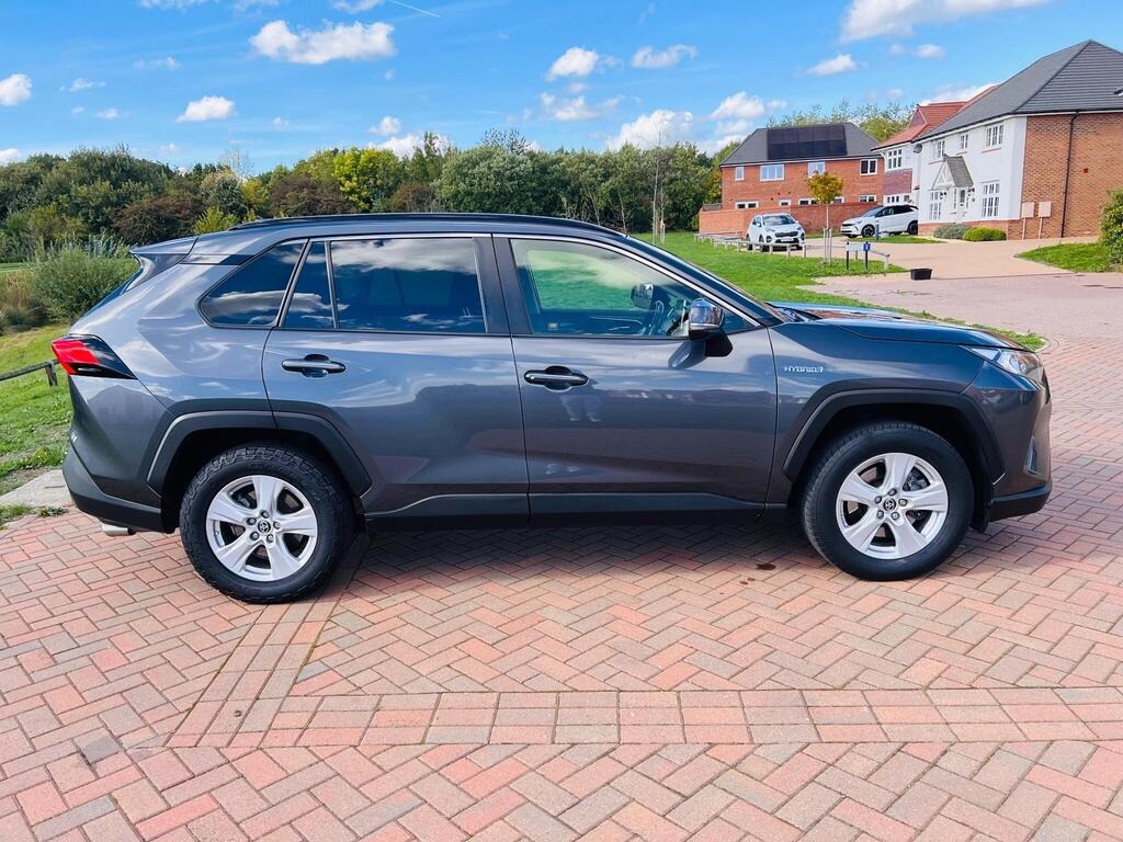 Used Toyota RAV4 2021 for sale - 76157386: Photo 6
