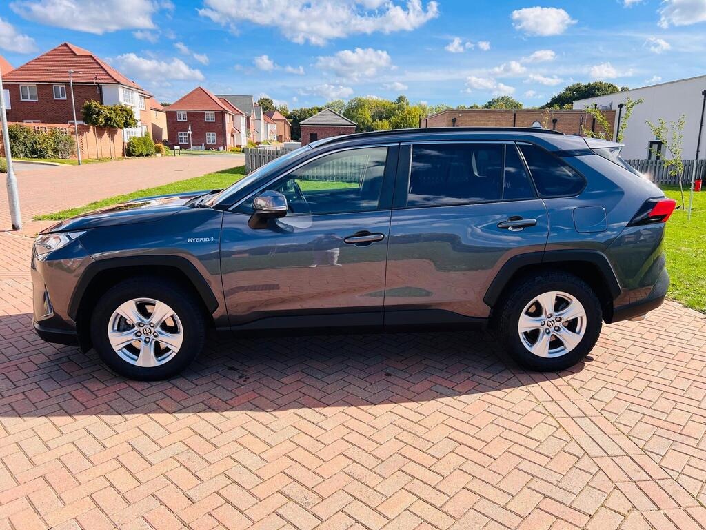 Used Toyota RAV4 2021 for sale - 76157386: Photo 7