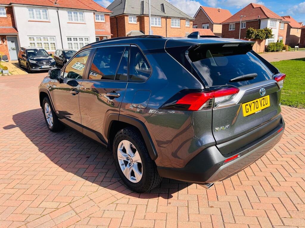 Used Toyota RAV4 2021 for sale - 76157386: Photo 9