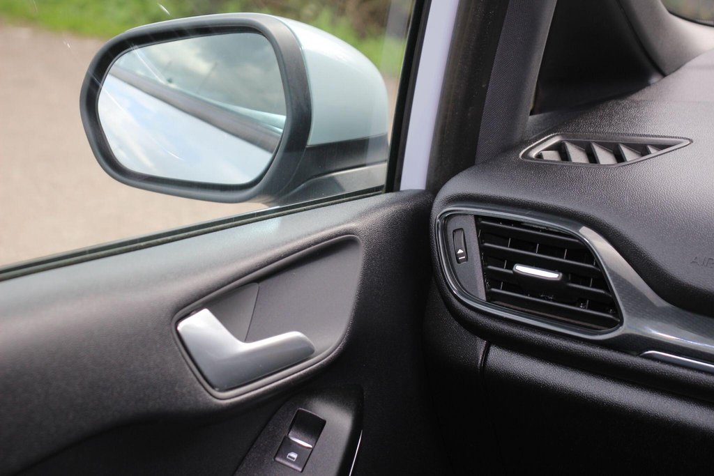 Used Ford Fiesta 2019 for sale - 78162025: Photo 48