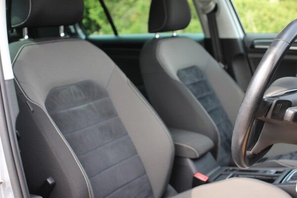 Used Volkswagen Golf 2016 for sale - 74693105: Photo 11