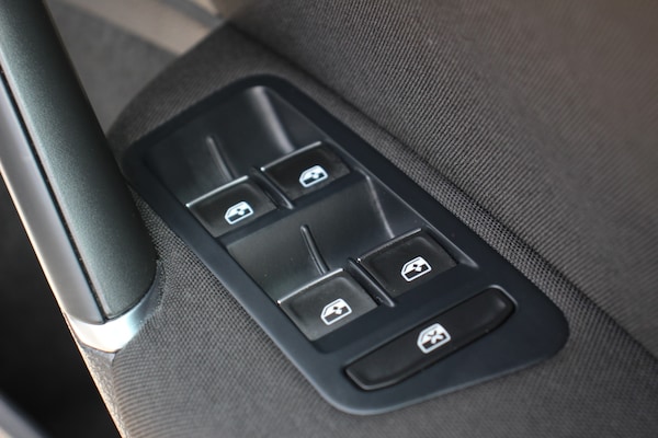 Used Volkswagen Golf 2016 for sale - 74693105: Photo 32