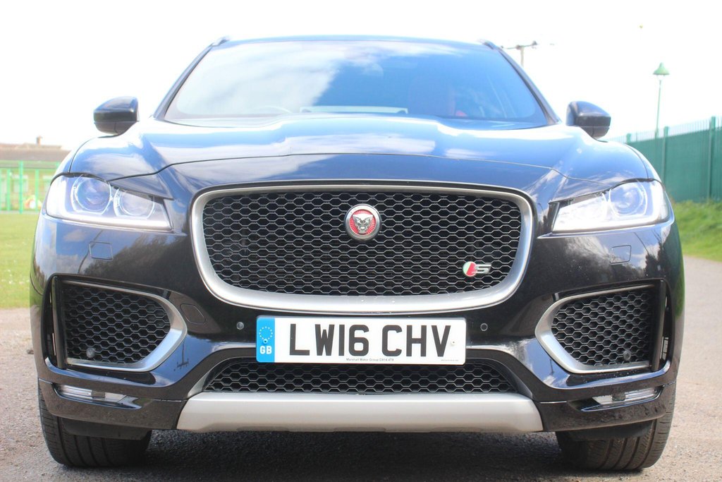 Used Jaguar F-Pace 2016 for sale - 78161976: Photo 2