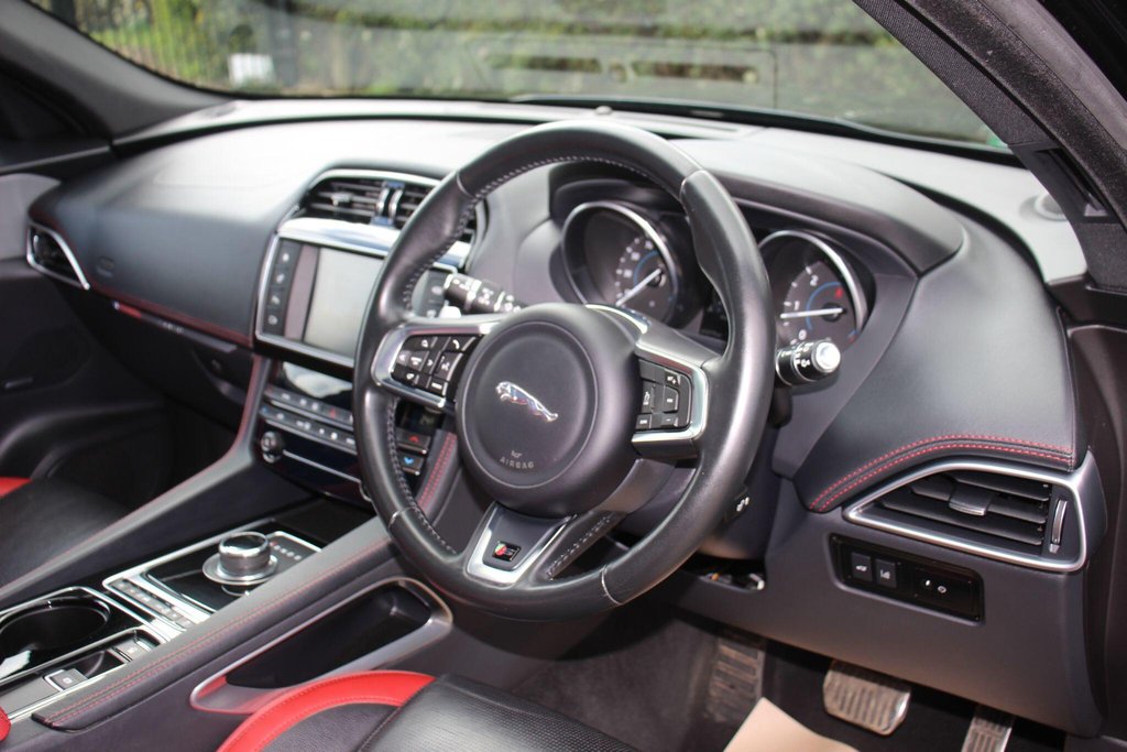 Used Jaguar F-Pace 2016 for sale - 78161976: Photo 35