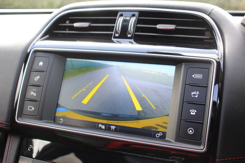 Used Jaguar F-Pace 2016 for sale - 78161976: Photo 47