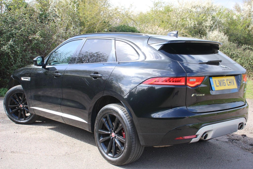 Used Jaguar F-Pace 2016 for sale - 78161976: Photo 7