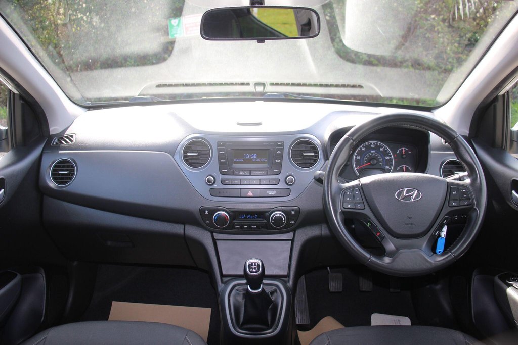 Used Hyundai i10 2017 for sale - 78161968: Photo 13