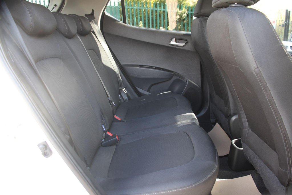 Used Hyundai i10 2017 for sale - 78161968: Photo 16