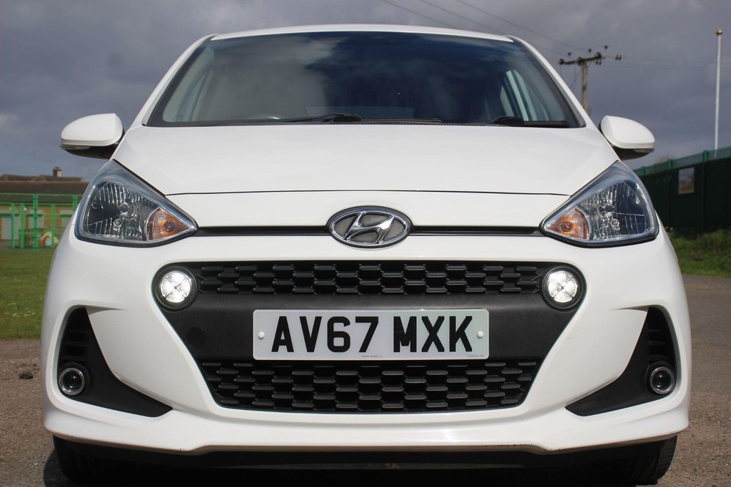 Used Hyundai i10 2017 for sale - 78161968: Photo 2