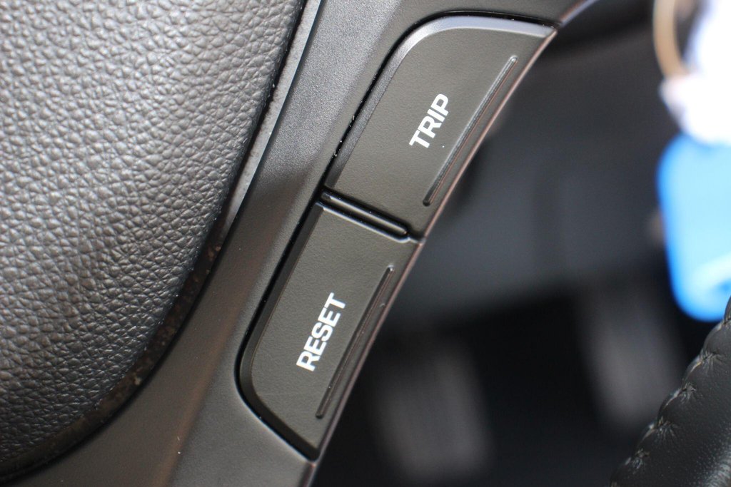 Used Hyundai i10 2017 for sale - 78161968: Photo 42