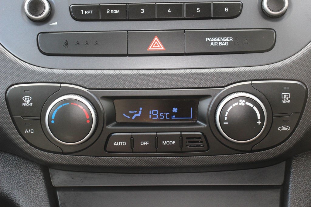 Used Hyundai i10 2017 for sale - 78161968: Photo 45