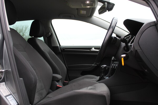 Used Volkswagen Golf 2019 for sale - 73196817: Photo 12