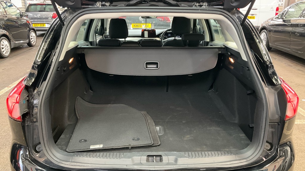 Used Ford Focus 2019 for sale - 77282500: Photo 11