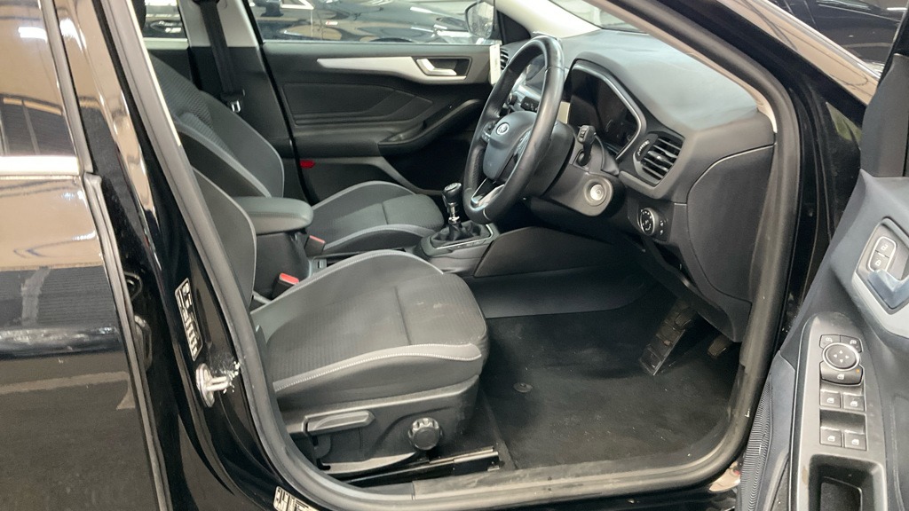 Used Ford Focus 2019 for sale - 77282500: Photo 13