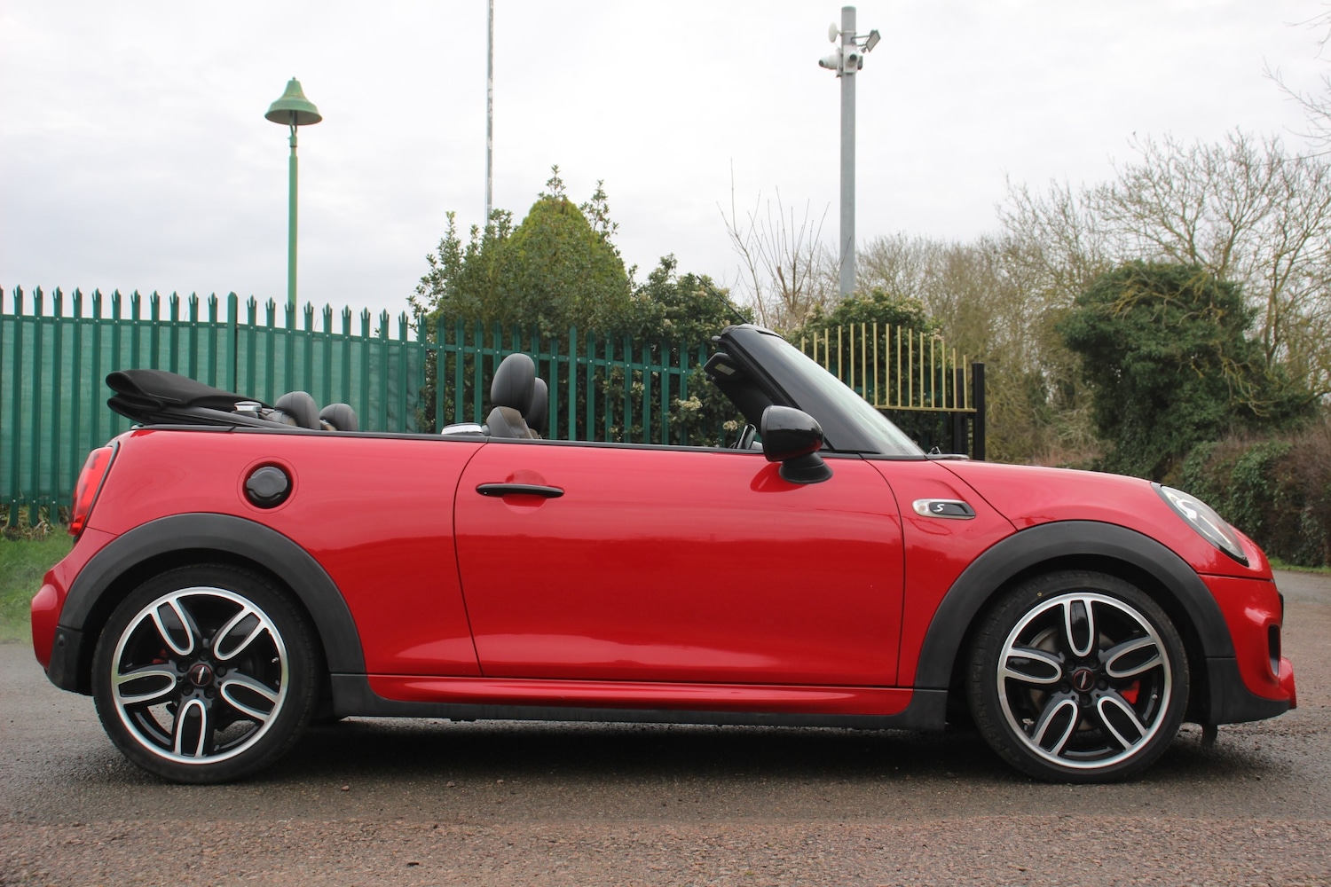 Used MINI Convertible 2016 for sale - 77617174: Photo 10