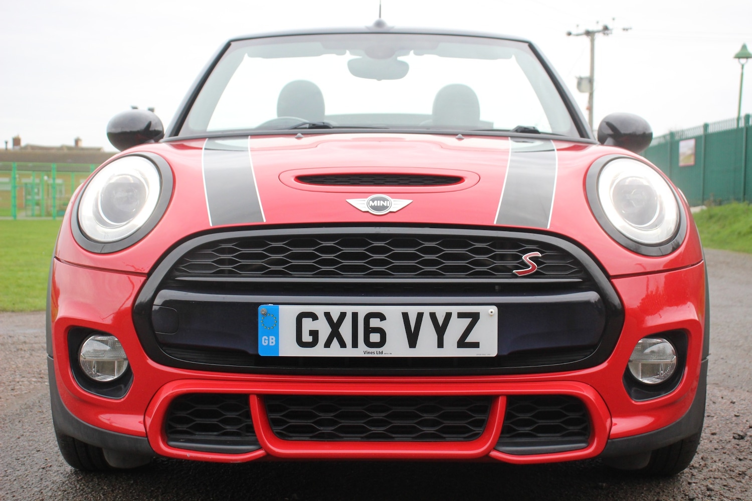 Used MINI Convertible 2016 for sale - 77617174: Photo 2