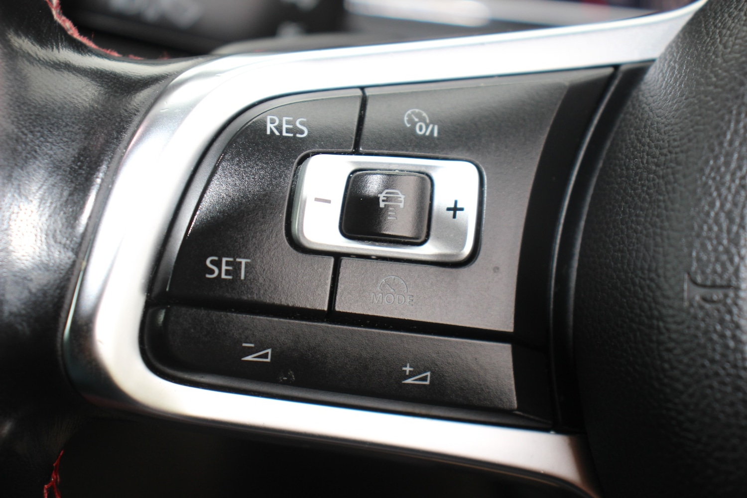 Used Volkswagen Golf 2017 for sale - 76194215: Photo 38