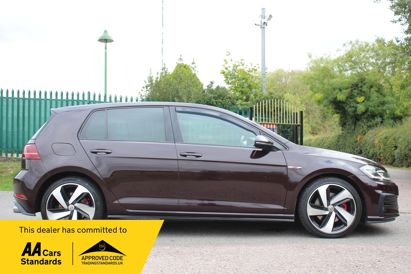 Used Volkswagen Golf 2017 for sale - 76194215: Photo 5