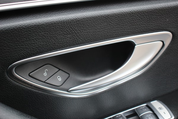 Used Mercedes-Benz E Class 2019 for sale - 76253864: Photo 49
