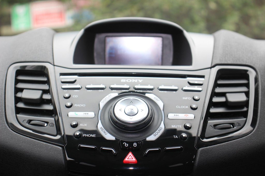 Used Ford Fiesta 2014 for sale - 78162011: Photo 41