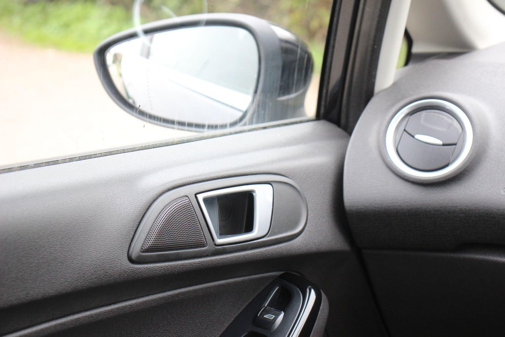 Used Ford Fiesta 2014 for sale - 78162011: Photo 45