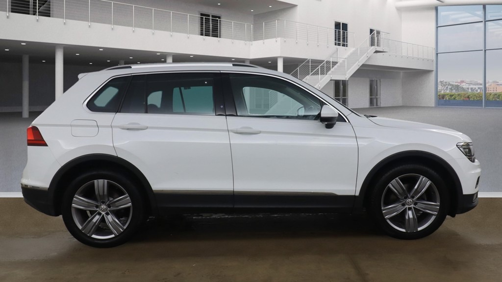 Used Volkswagen Tiguan 2019 for sale - 76736608: Photo 9