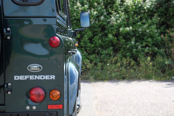 Used Land Rover Defender 2016 for sale - 74927438: Photo 23