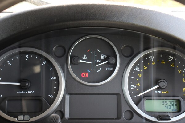 Used Land Rover Defender 2016 for sale - 74927438: Photo 42