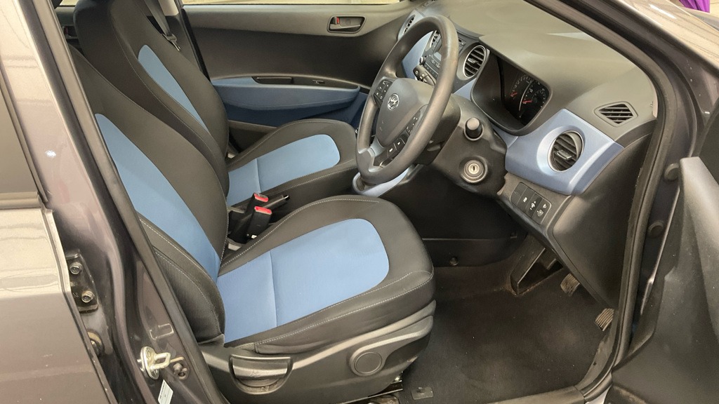 Used Hyundai i10 2017 for sale - 78027508: Photo 9