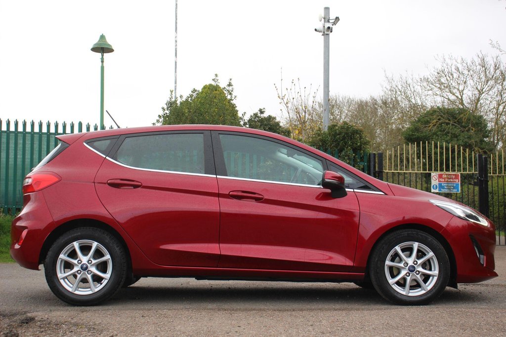 Used Ford Fiesta 2018 for sale - 78161990: Photo 4