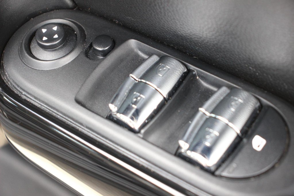 Used MINI Hatch 2017 for sale - 78161989: Photo 42