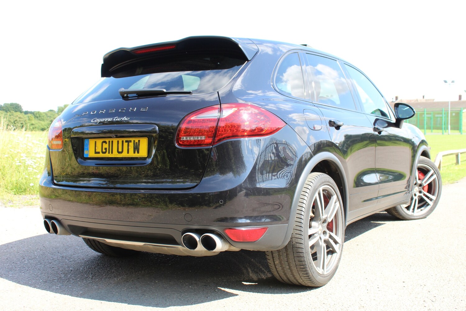 Used Porsche Cayenne 2011 for sale - 71639372: Photo 6