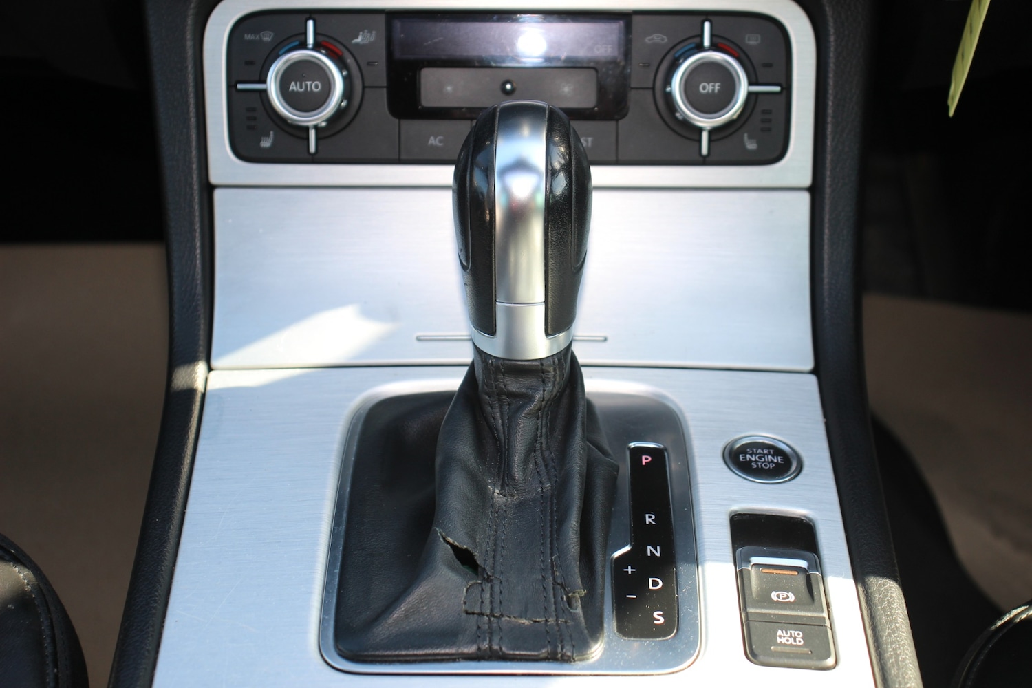 Used Volkswagen Touareg 2011 for sale - 75895050: Photo 41