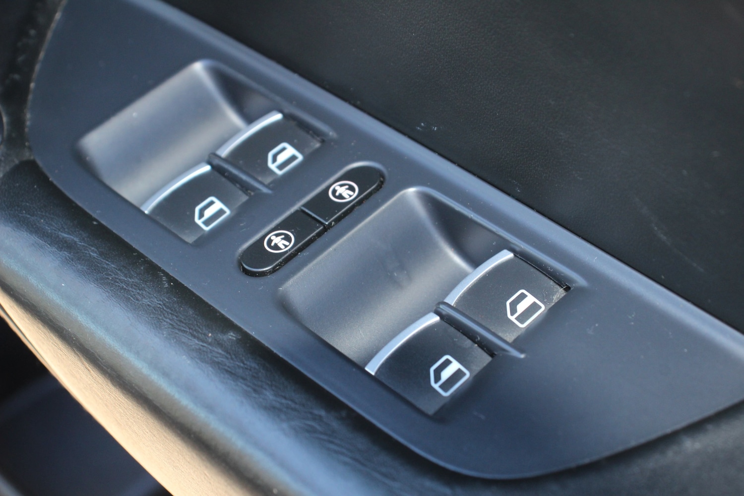 Used Volkswagen Touareg 2011 for sale - 75895050: Photo 46